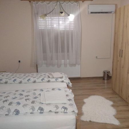 Evelin Sobe Apartment Backa Topola Ngoại thất bức ảnh