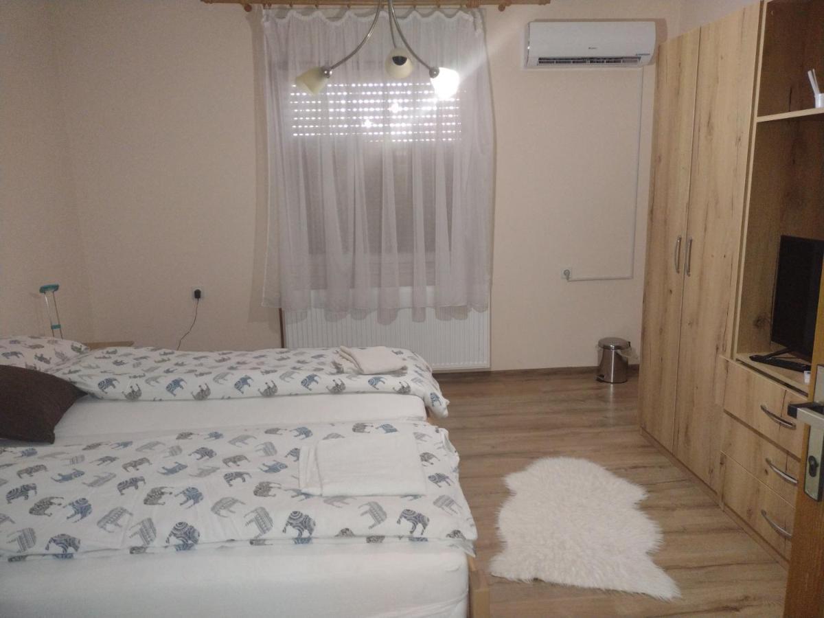 Evelin Sobe Apartment Backa Topola Ngoại thất bức ảnh